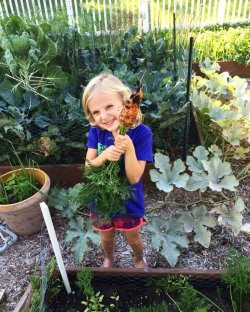 Little-Girl-with-Carrot-2016-768x959